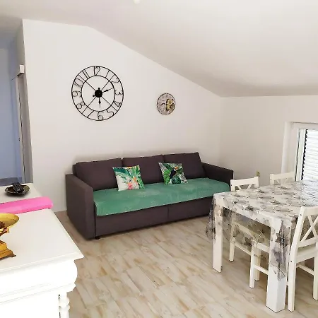 Appartements Dominique, With Private Terrace Supetarska Draga Exterior photo