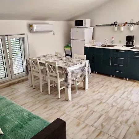 Appartements Dominique, With Private Terrace Supetarska Draga Exterior photo