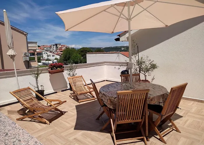 Appartements Dominique, With Private Terrace