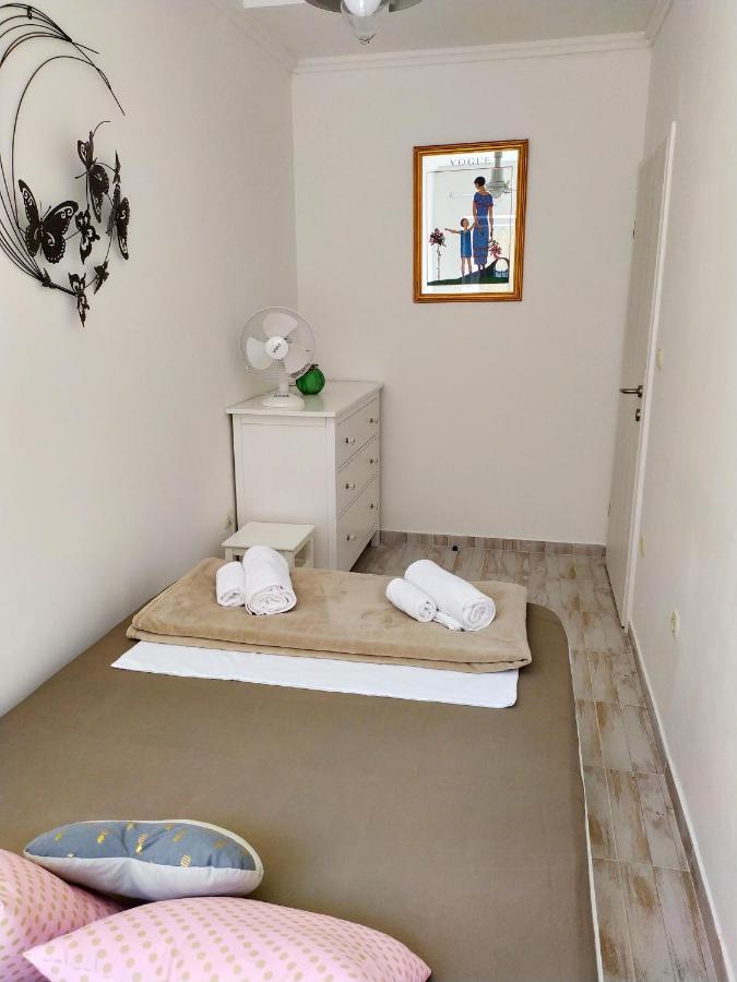 Dominique, With Private Terrace Appartement Supetarska Draga